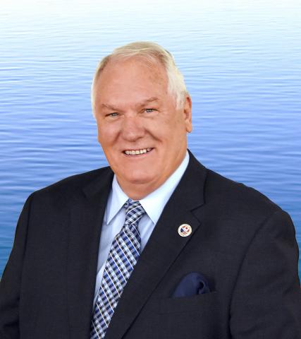 Picture of US Commissioner Lance Yohe