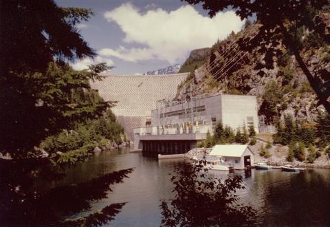 Picture of the Ross Dam in the Skagit River Valley in 1984